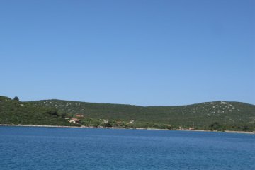 Bay Landjin - island Pasman