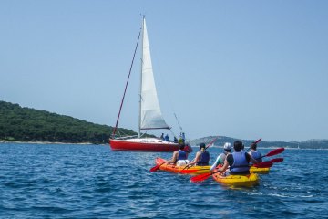 Zlarin Island Sea Kayaking, foto 1