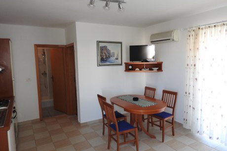 Apartments Pacifik with swimming pool