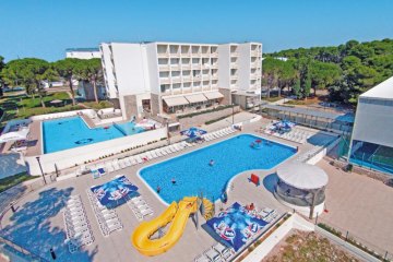 Hotel Adria Biograd Family Package - up to 3 children free of charge