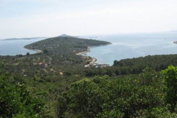 Bay Zincana - island Pasman, foto 2