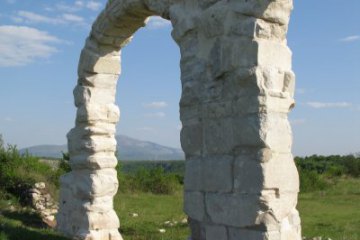 Burnum - archeological site in the National park Krka, foto 7