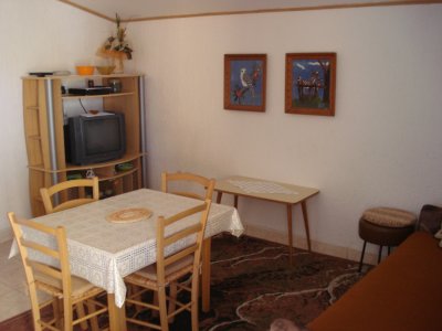 Apartments Ugrinić