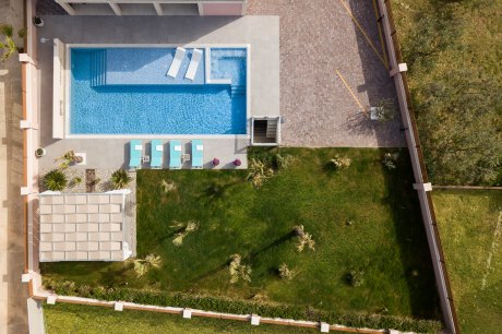 Luxury villa Elypso with Pool