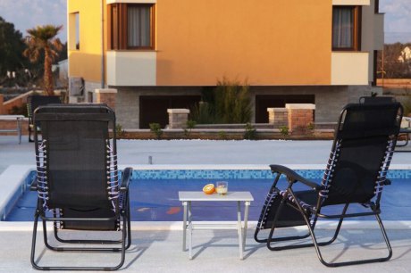 Luxury villa with swimming pool Merta