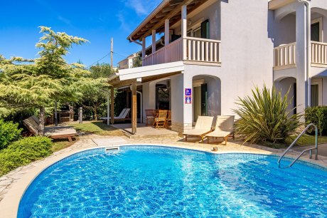 Villa Pera with pool