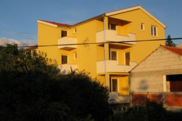 Apartments Suncokret