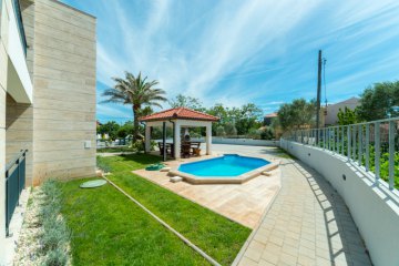 Luxurious apartments Miriere with pool, foto 22
