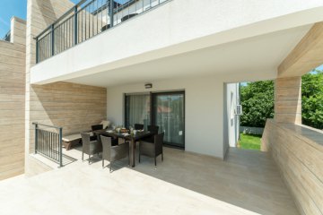 Luxurious apartments Miriere with pool, foto 8