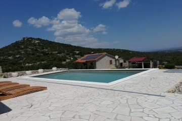 Secluded house villa Kornati Pasman with swimming pool, Island Pasman
