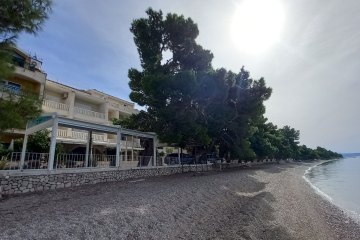 Beachfront Villa Dobra with sea view Tucepi, foto 49